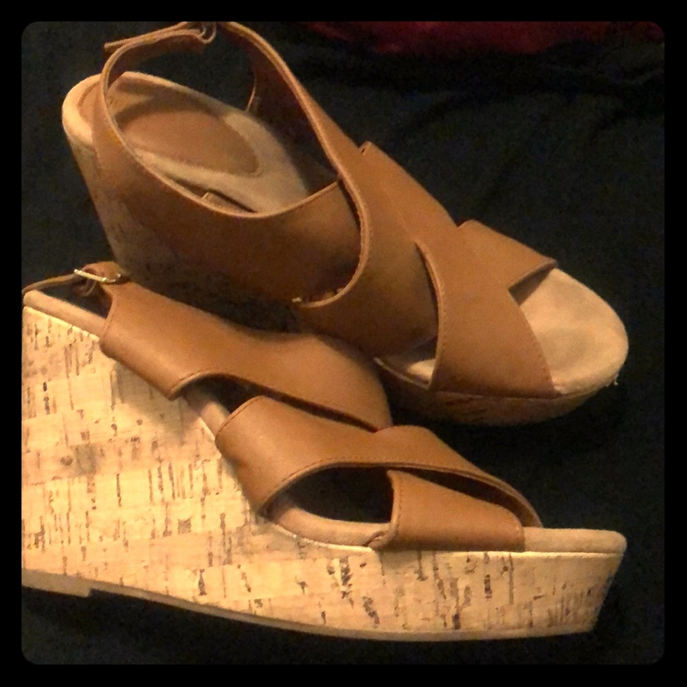 Size 8 Tan Montego Bay Club (Payless) Wedges